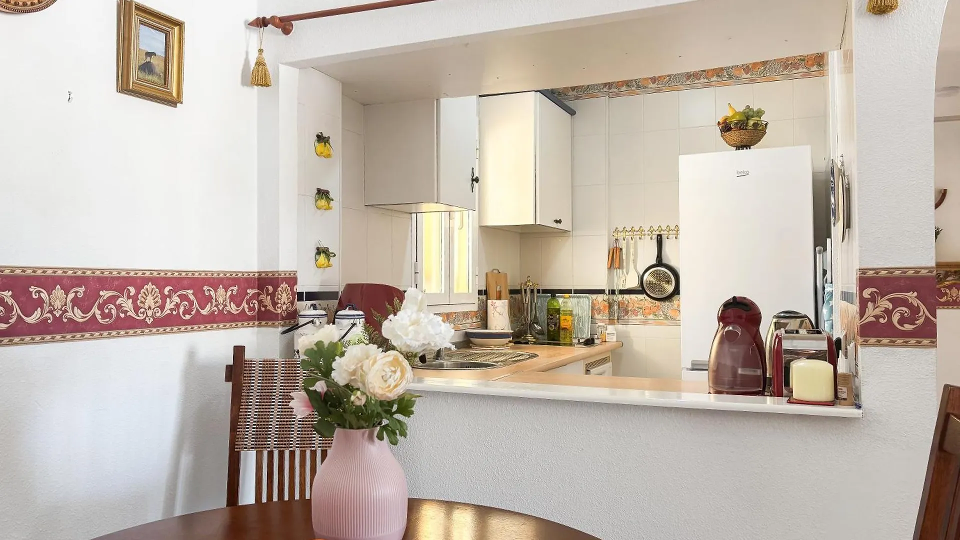 Beautiful Benalmadena Apartment With Sea Views! Spanien